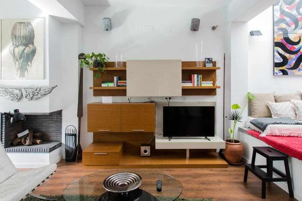 Lujoso Apartamento Con Patio En Triana Sevilla מראה חיצוני תמונה